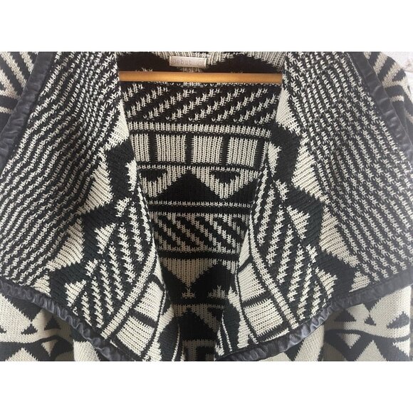 Debut Women's Cardigan Sweater S/M Navajo Aztec Southwest Tribal Open Boho - Picture 6 of 8